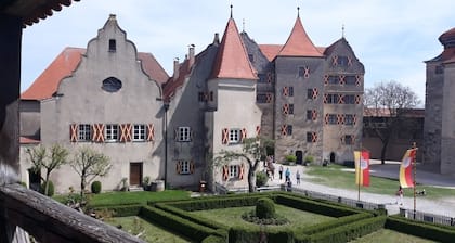 Praxis Löwenzahn, former agricultural practice in the Franconian Lake District
