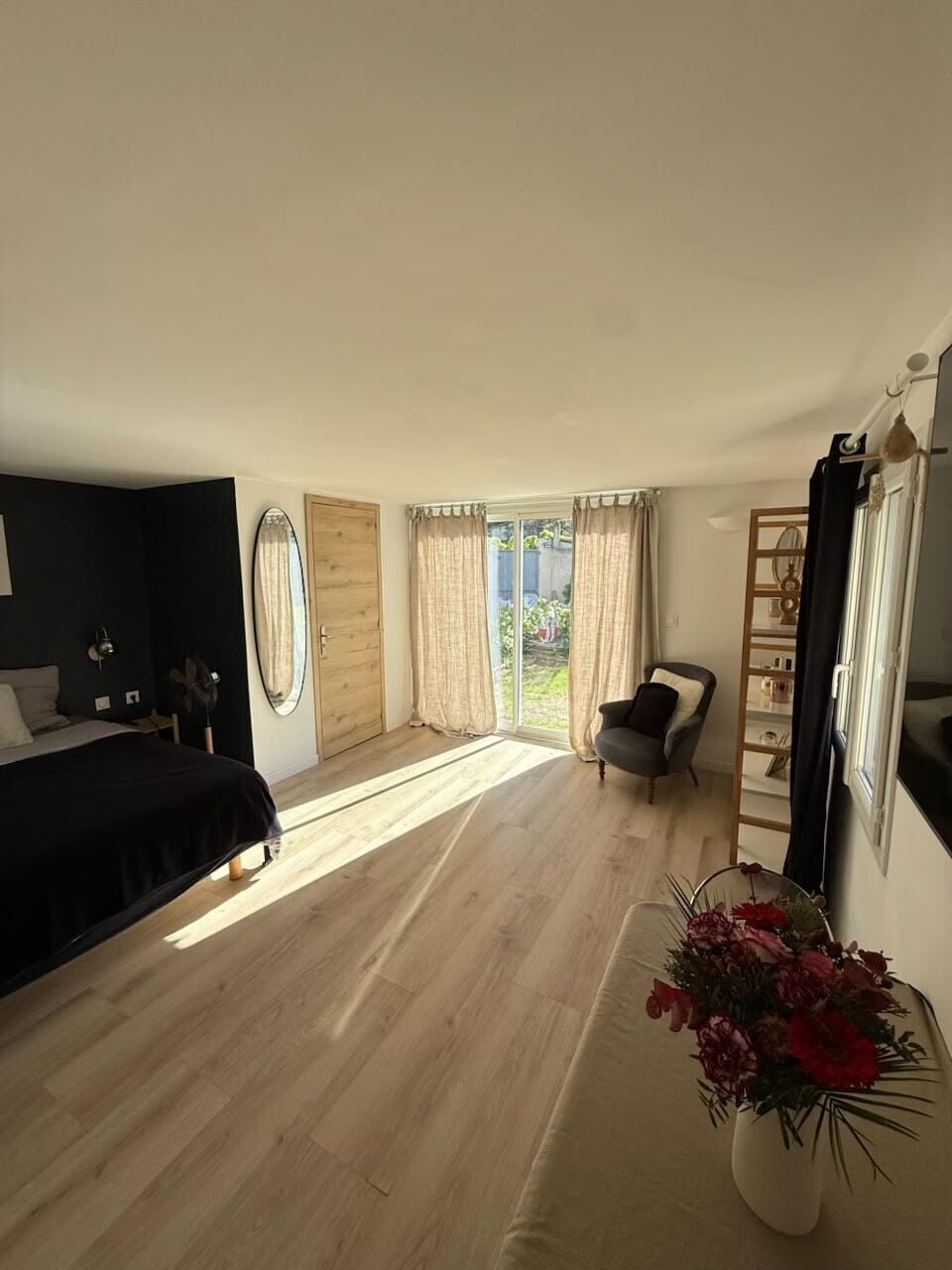 4 chambres, fer et planche à repasser, Wi-Fi