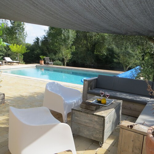 Un momento de relax junto al agua. 