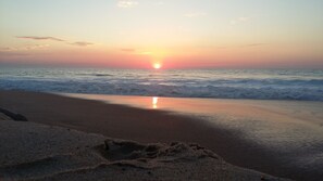 Beach nearby, sun-loungers - House near beach in residence with swimming pool (Capbreton)