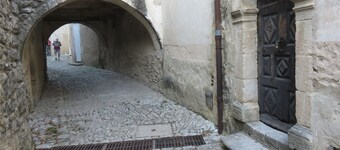 House in Forcalquier, Pleine Nature, view of the Alps, ideal for friends and family