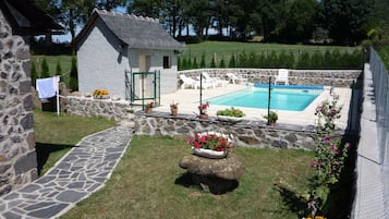 Piscine extérieure, piscine chauffée