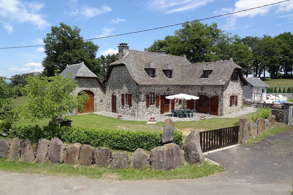 Rural gite with private heated pool, trout fishing, boules court.