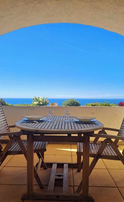 A CASSIS - Casa de una planta, tranquila y muy cómoda.