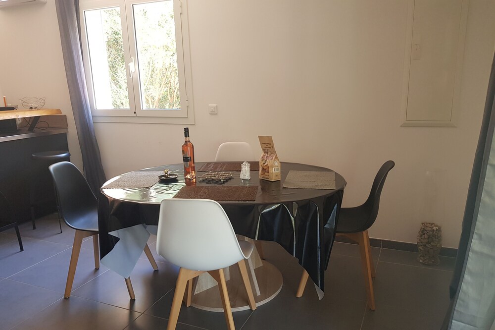mini villa of 72 m2 on a quiet plot