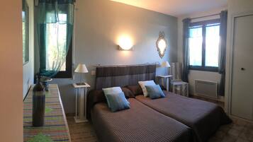 4 chambres, fer et planche Ă repasser, lit parapluie, Wi-Fi gratuit