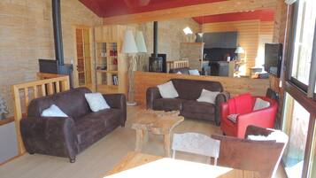 Télévision, livres, chaßne hi-fi