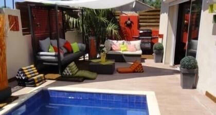 House Aix en Provence 'exotic homesickness'