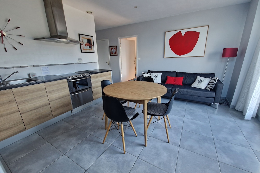 Independent apartment, near Lanséria beach in Quimiac.