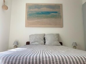 3 Schlafzimmer, Schreibtisch, Bügeleisen/Bügelbrett, kostenloses WLAN