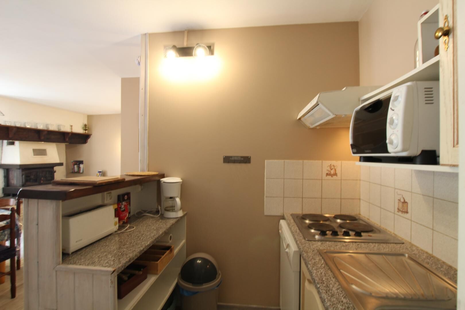 Cottage in a house including another cottage at the doors of the national park