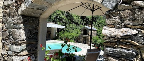 Piscine extérieure, piscine chauffée