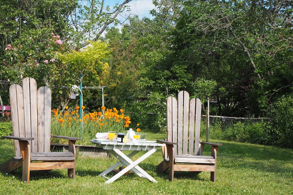 Ideal getaway for two, charm, relaxation, culture and wine tourism, meticulous welcome.