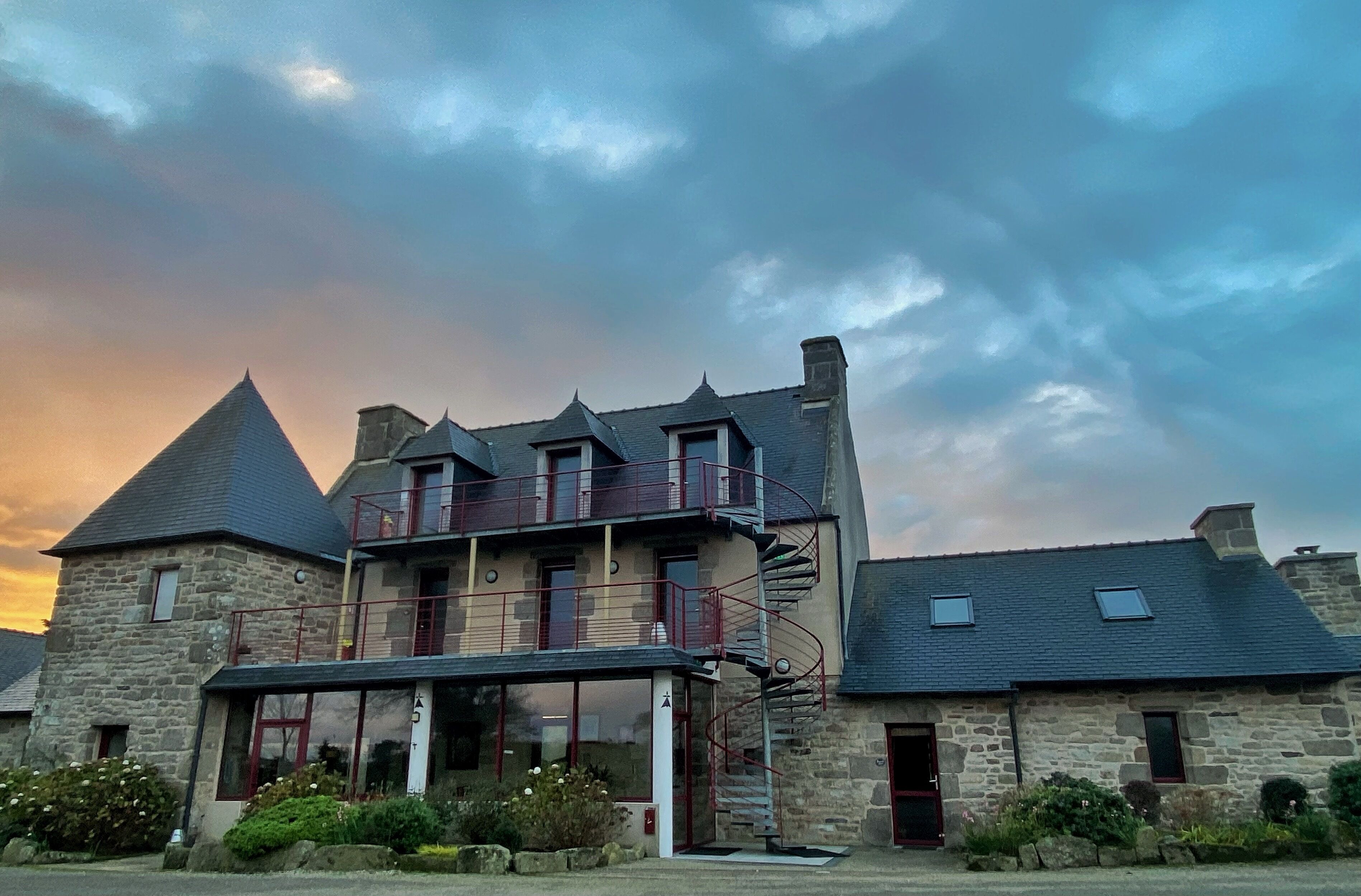 Fachada de la propiedad