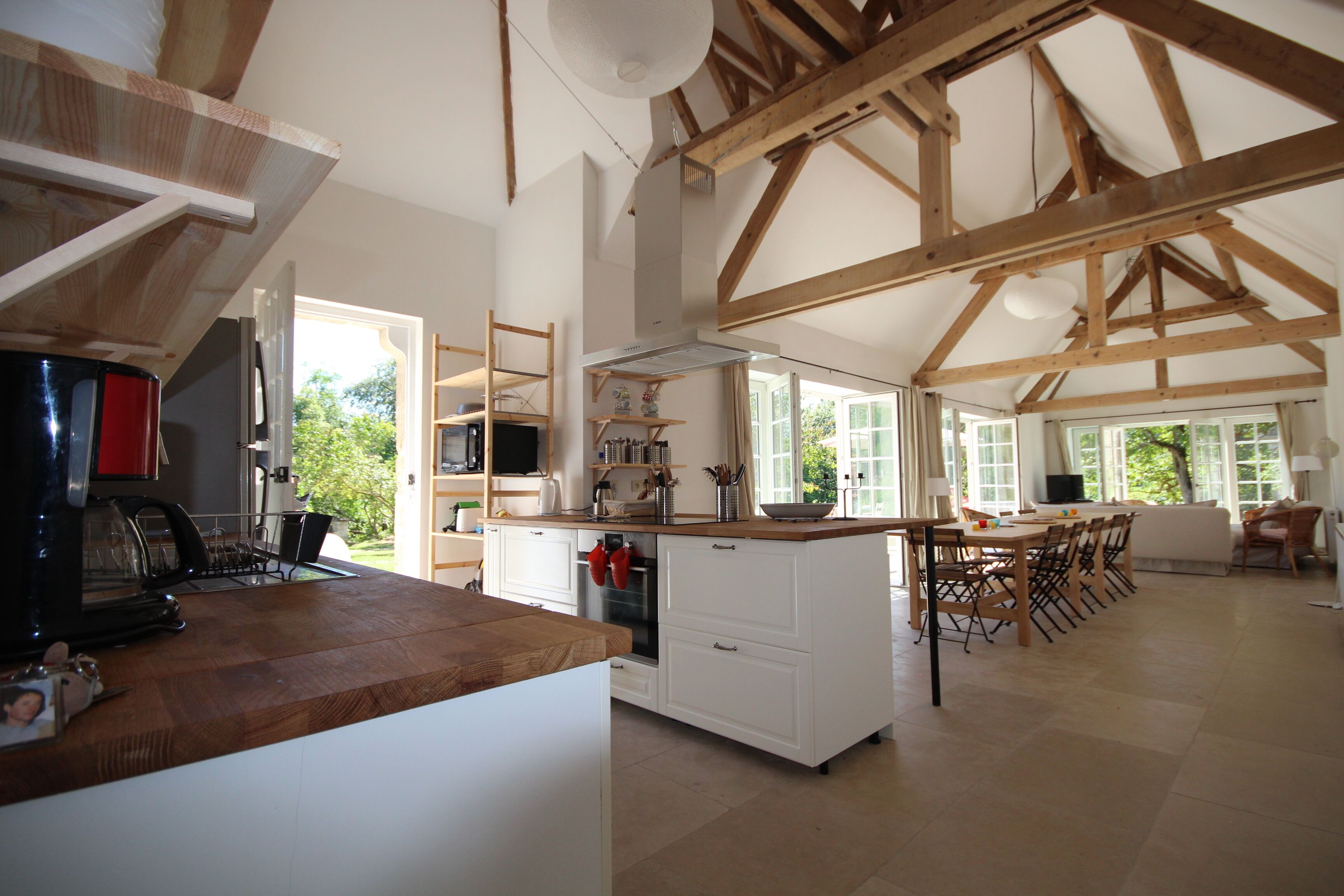 ثلاجة، ميكروويف، فرن، موقد طهي مسطح