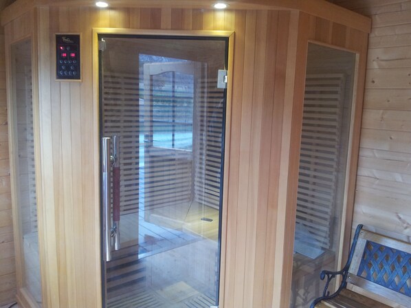 Sauna - Lodging "Thyme", 4 pers. In the countryside but close to amenities ...... (Maubec)