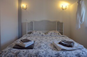 2 soverom, strykejern/-brett, wi-fi (inkludert) og sengetøy