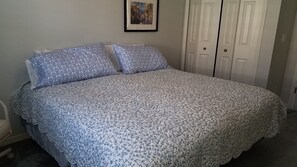 3 bedrooms, iron/ironing board, free WiFi, bed sheets - Beautiful 3 Bedroom 2 Bath Home in a Resort-like Community.   (North Fort Myers)