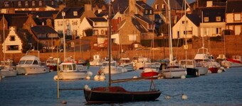 Perros-Guirec panorámicas al mar Gran casa Ploumanach costa de granito rosa