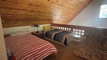 3 habitaciones y ropa de cama