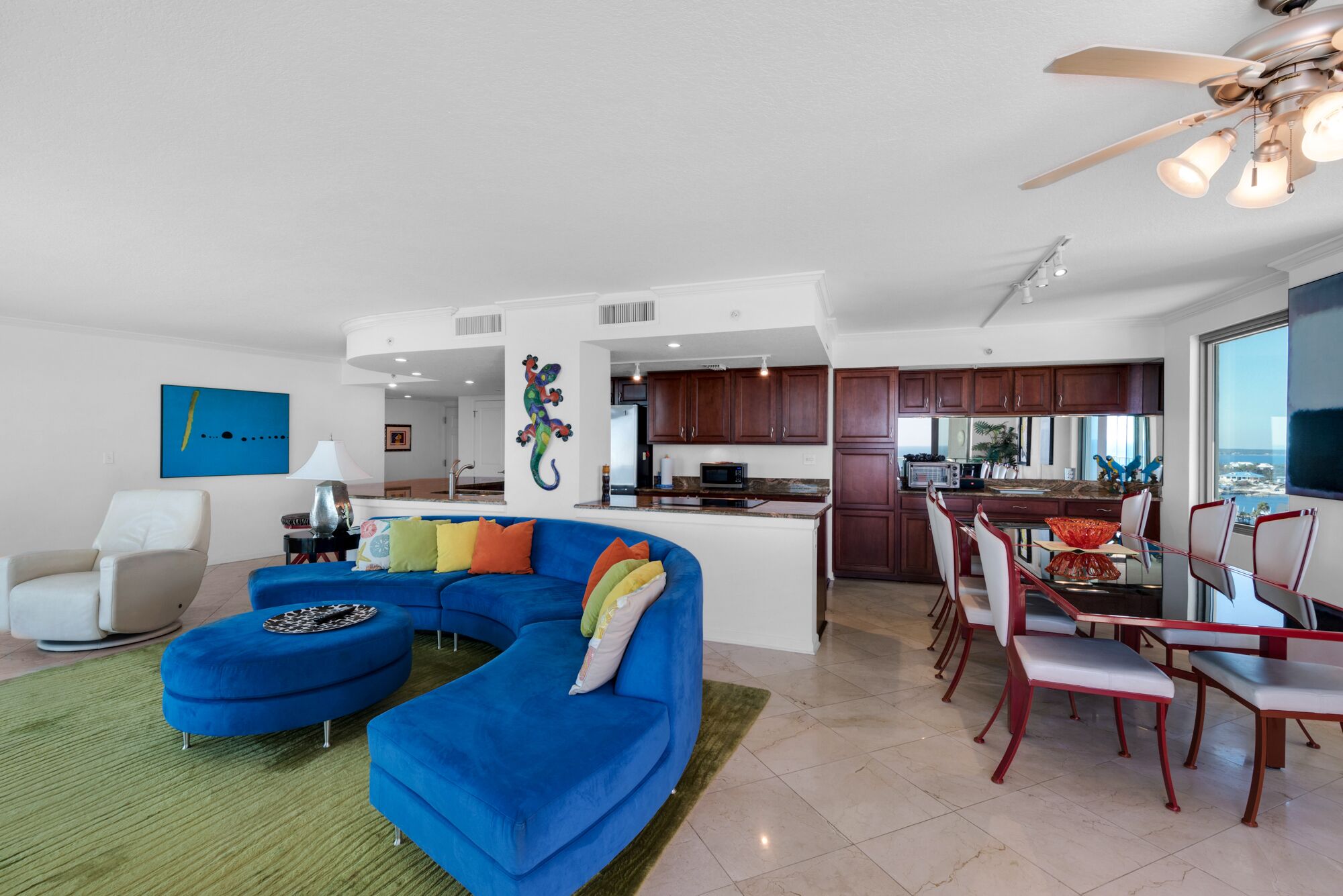 Luxury Private Beachfront Penthouse -- 3 Bedroom, 3 Bath , Amazing Views