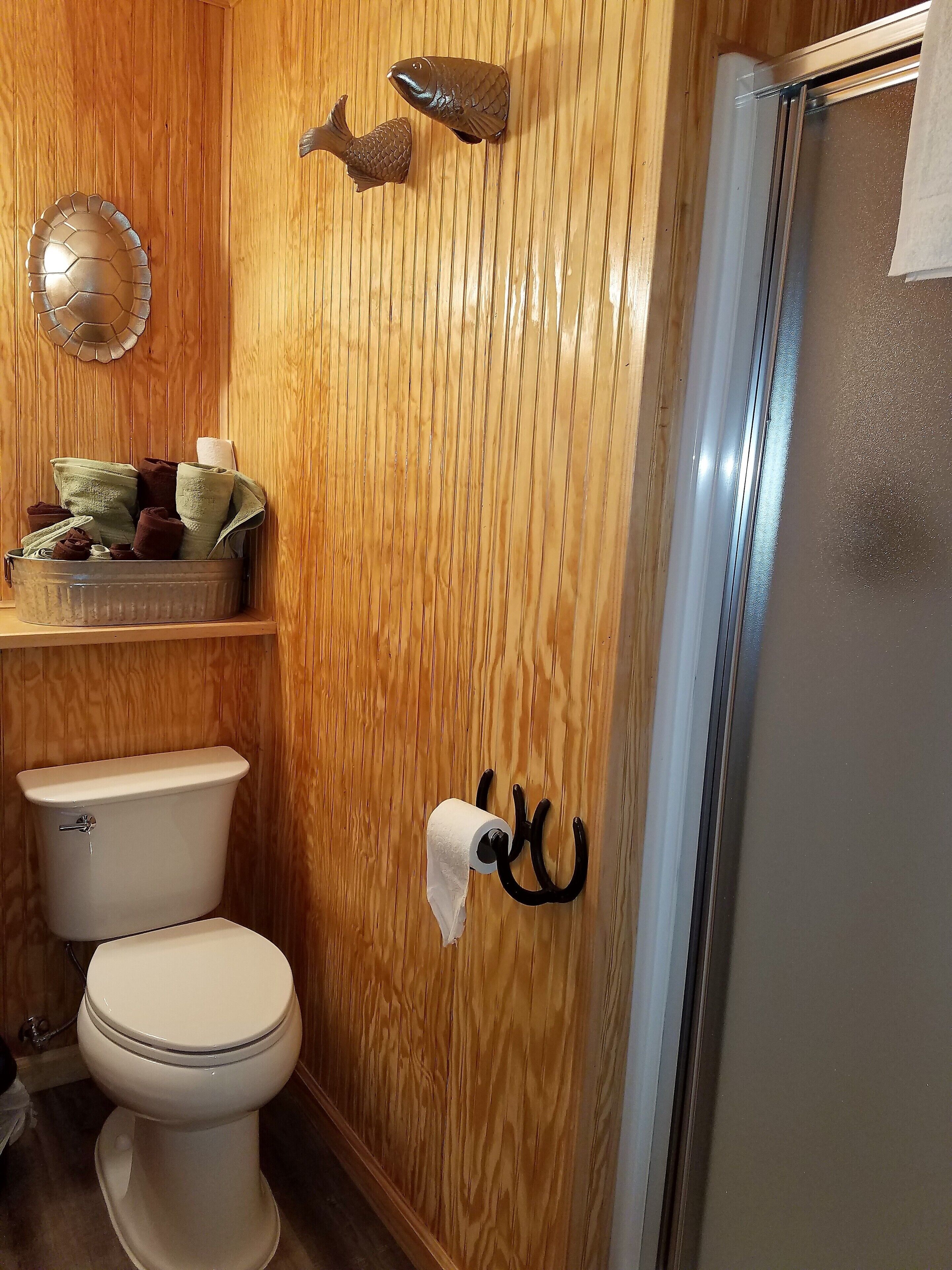 Douche, serviettes fournies