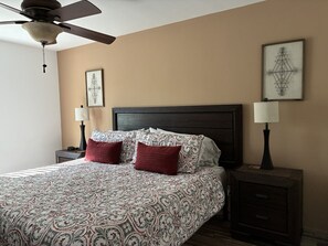 2 bedrooms, iron/ironing board, free WiFi, bed sheets
