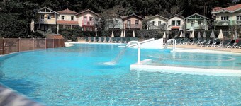 Villa for 6 personer i bolig med oppvarmet basseng