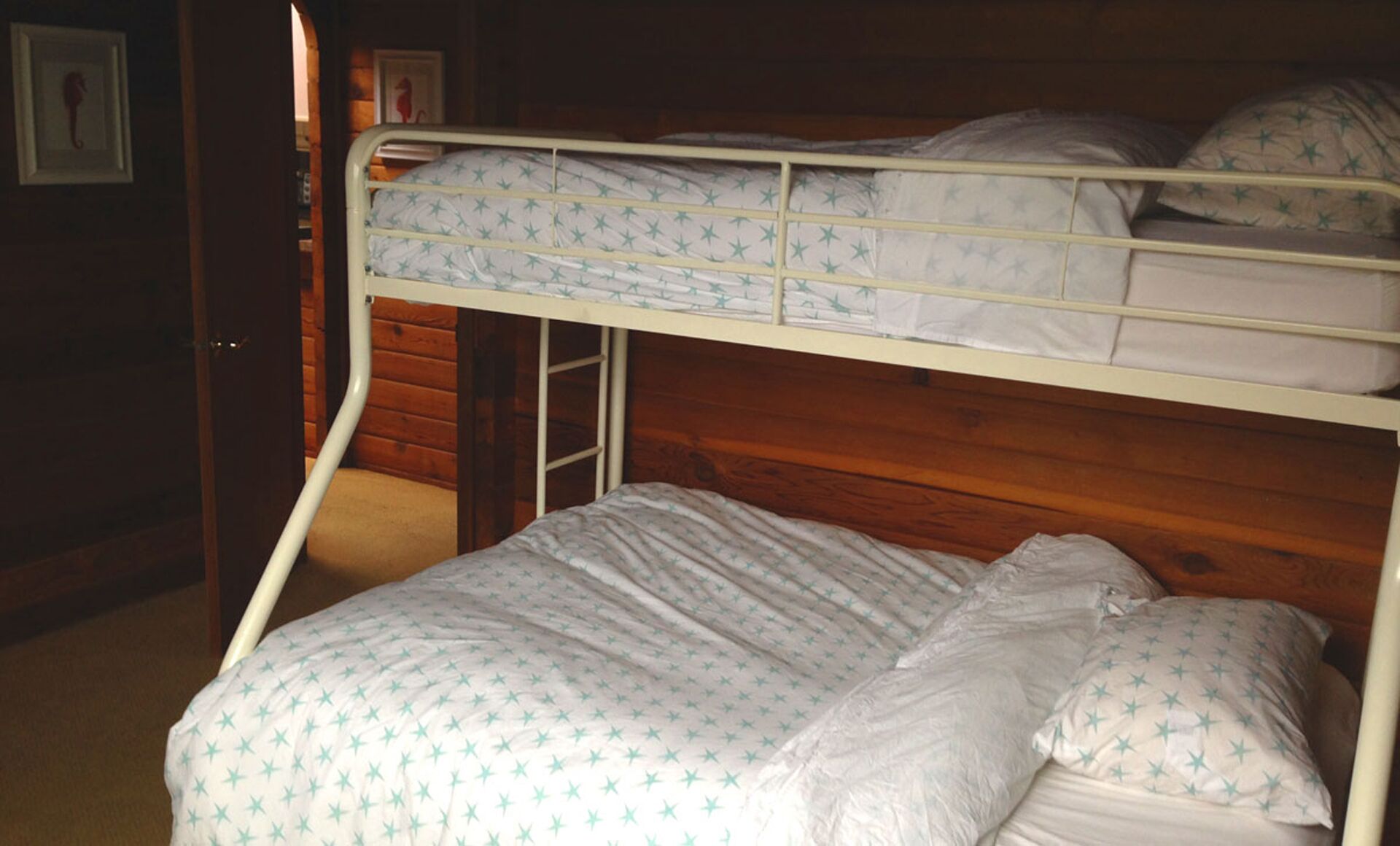 Camano Waterfront Beach Log Cabin