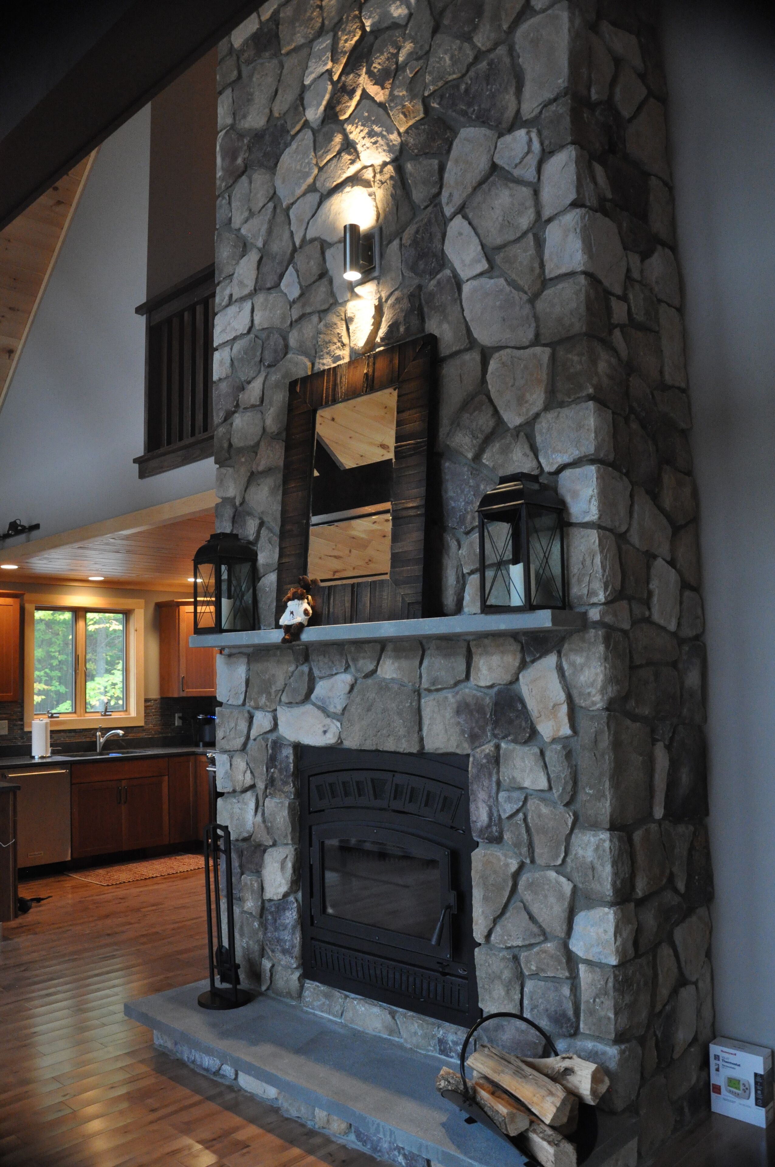 Wood burning high efficiency fireplace 