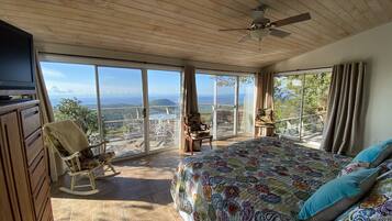 6 habitaciones, tabla de planchar con plancha y wifi gratis