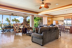 Interior - Luxury Townhome with AC Walking Distance to Mauna Kea and Hapuna Beach (Waimea)