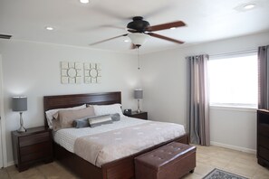 5 bedrooms, desk, iron/ironing board, free WiFi