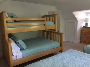 3 bedrooms, iron/ironing board, travel cot, free WiFi