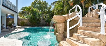 Beautiful Home with Pool, Waterslide and Spa! Gulf and Bay Views, Rooftop Deck -