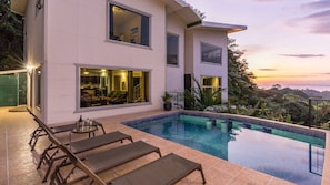 Pool - Luxury Villa, 4 King Beds, Ocean View, Private Pool Game Room Fully A/C (Manuel Antonio)