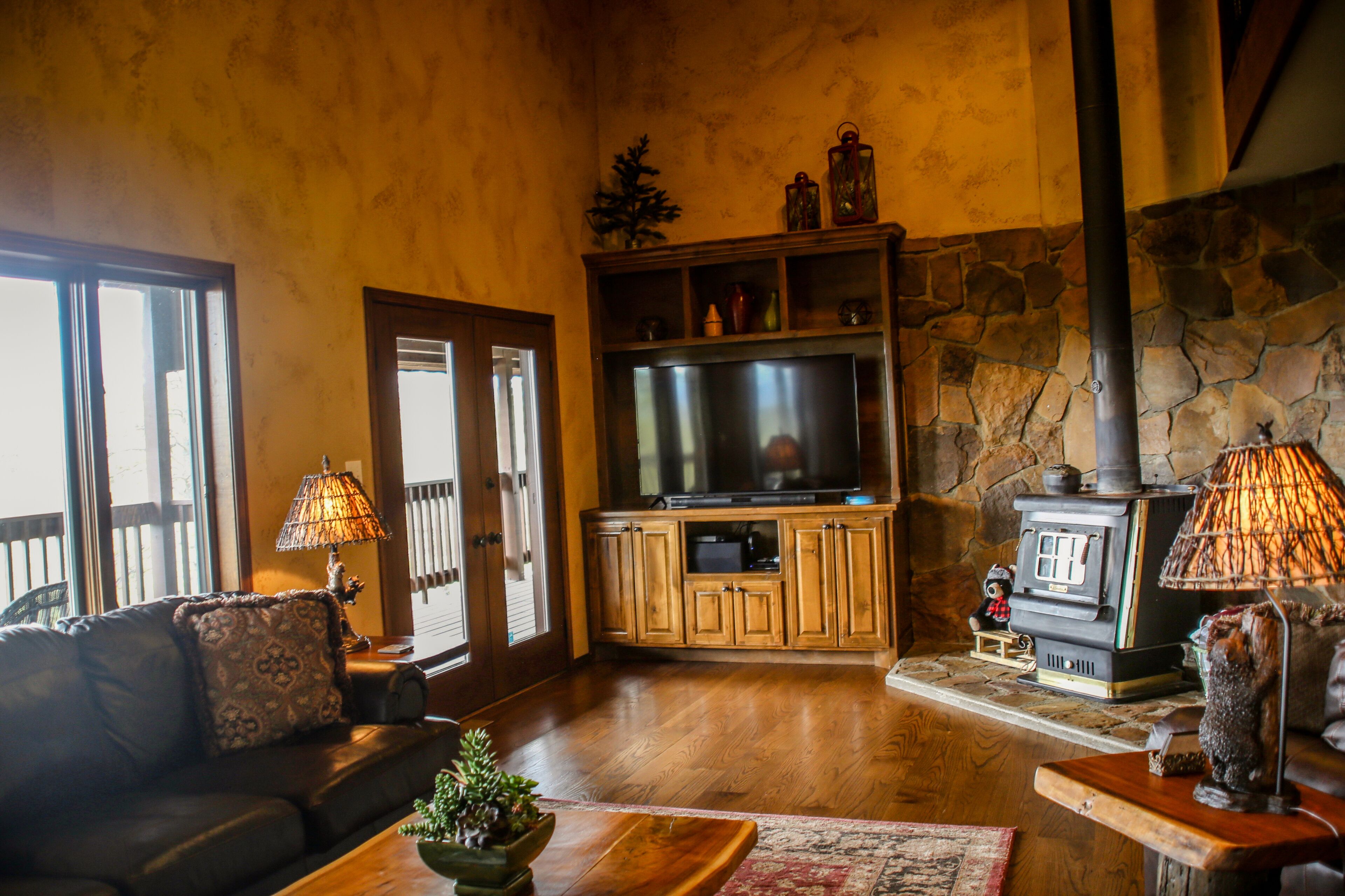 Breathtaking Panoramic Views, 5 Bedroom, 3 Level Home Close to Town on 5 Acres