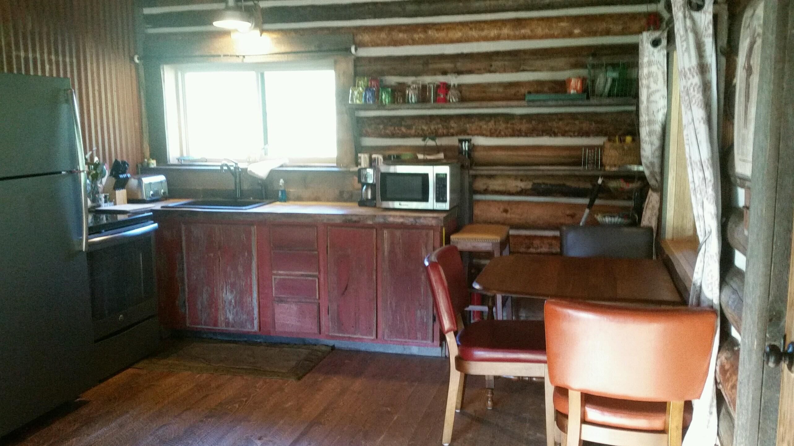 Yellowstone Park - Cabin On Private Creek, Other Lodging, Close To Activities