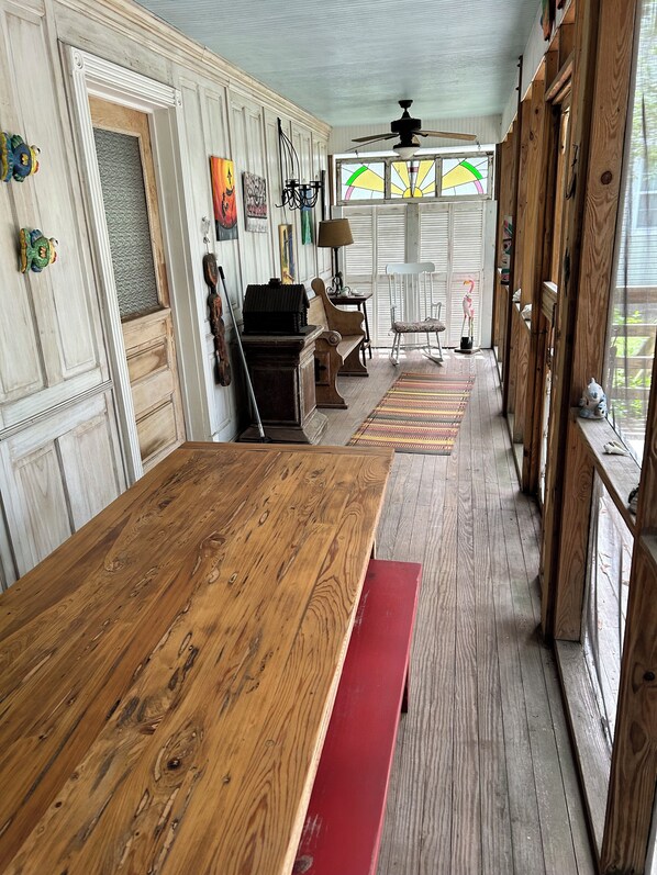 Dining - Victorian style cottage (Bay St Louis)