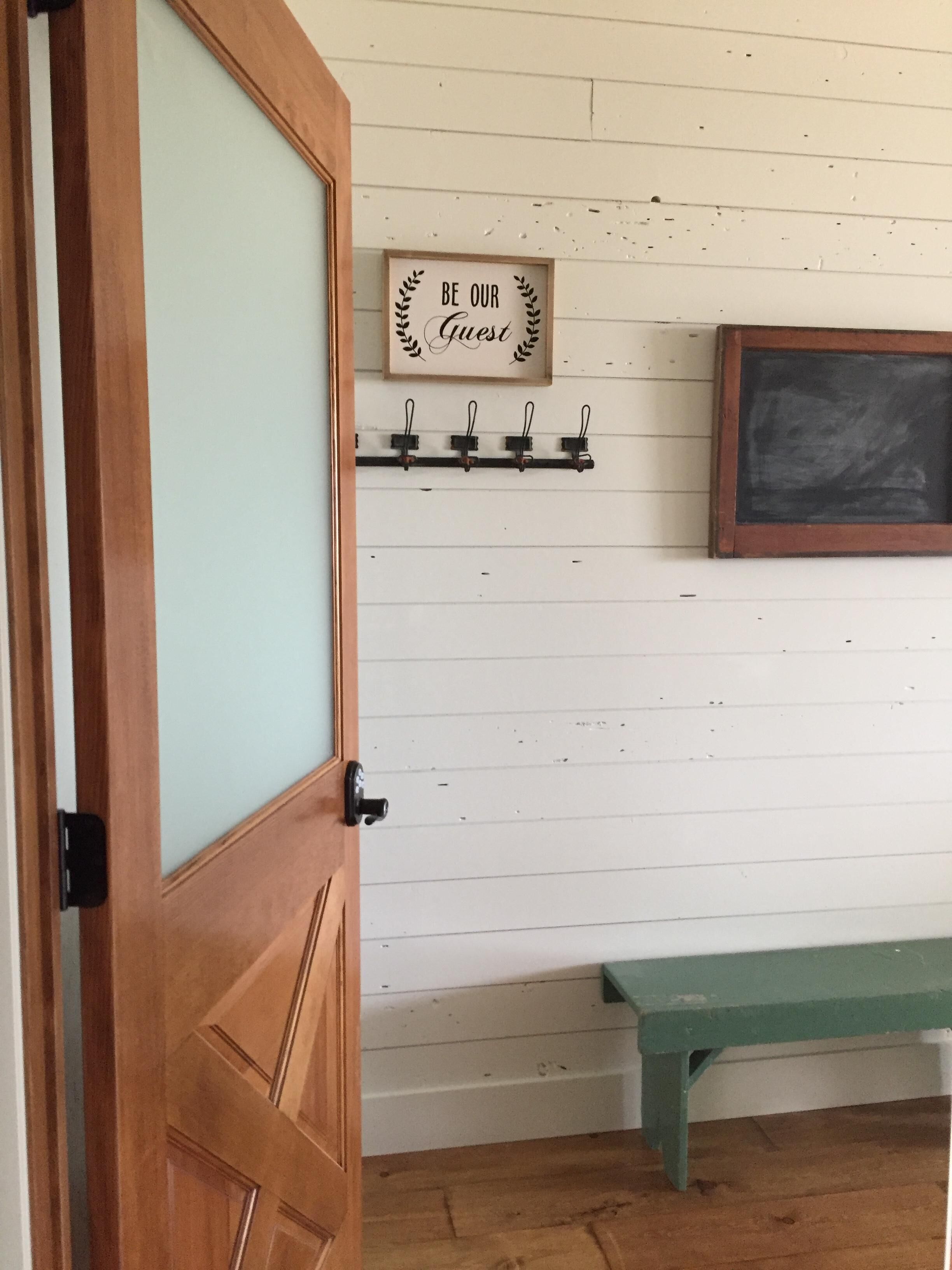 Relax At The Farm!   Newly Built Studio Apartment In The Barn At Selah Farm