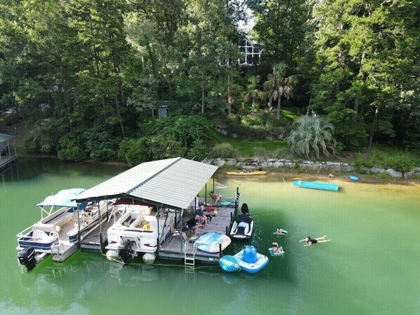 Marina - Amazing Lake Keowee Home! Private Dock, Fire Pit, and Bunk House by the water!  (Salem)
