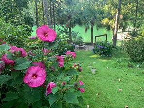 Quiet Cove- kayaks, children’s kayaks and paddle boards for use