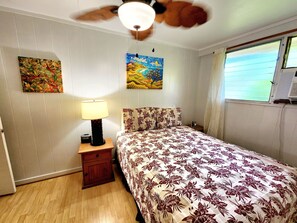 1 habitación, tabla de planchar con plancha, wifi gratis y ropa de cama 