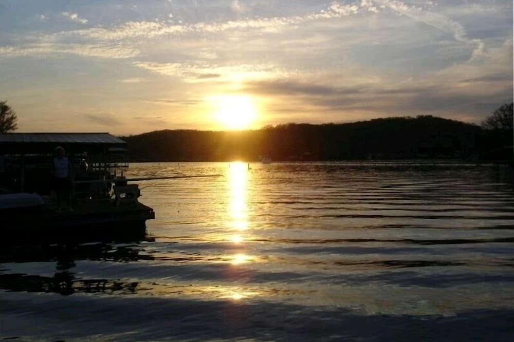 ~ Your Hot Tub Awaits! Stunning View ~ Steps from Lake ~