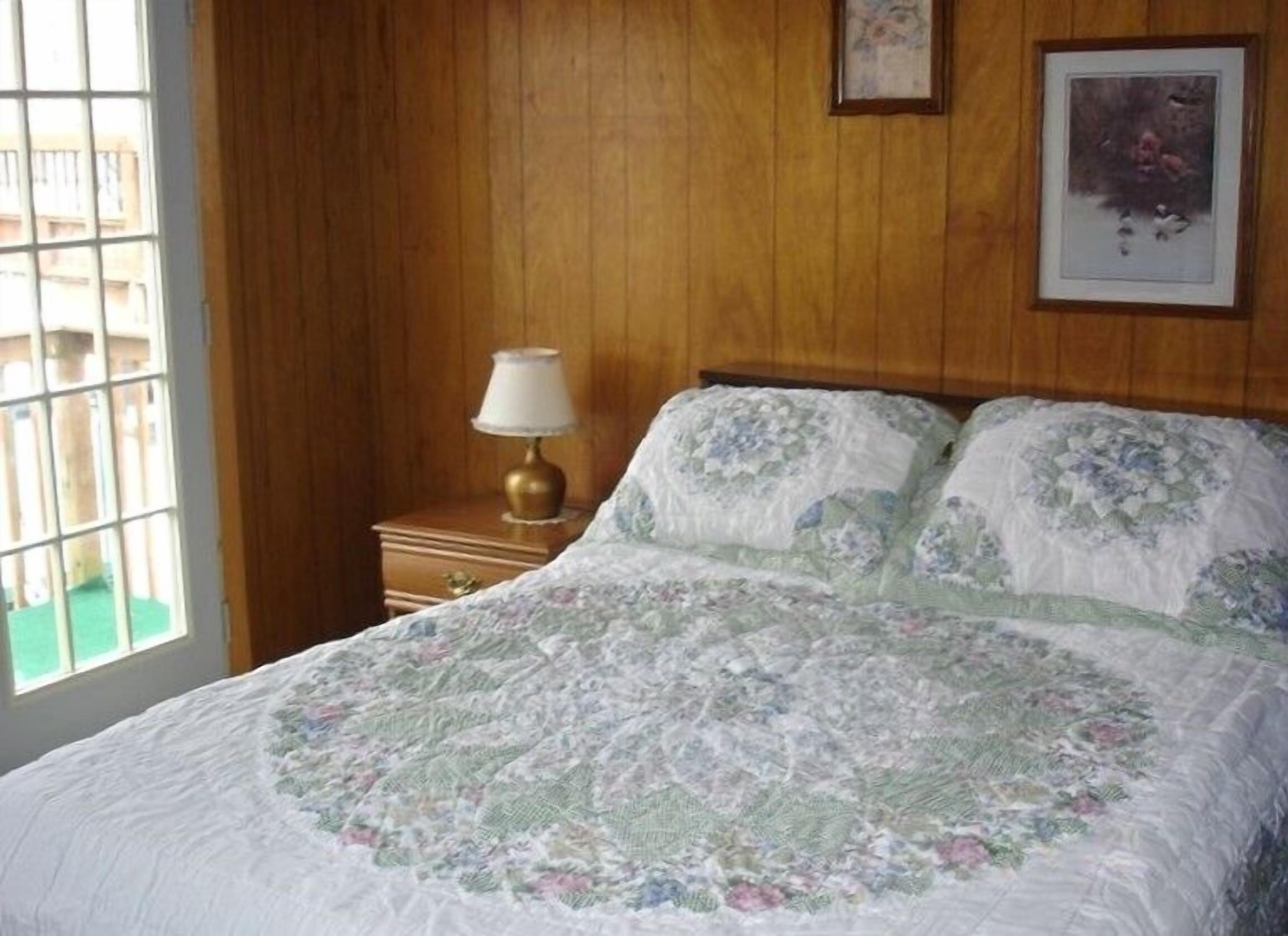 ~ Your Hot Tub Awaits! Stunning View ~ Steps from Lake ~