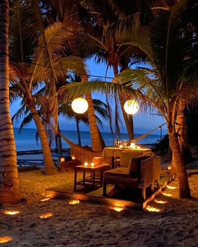 Stunning Casa Nalum - Private beach, pool, lagoon, cinema and more!