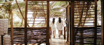 Stunning Casa Nalum - Private beach, pool, lagoon, cinema and more!