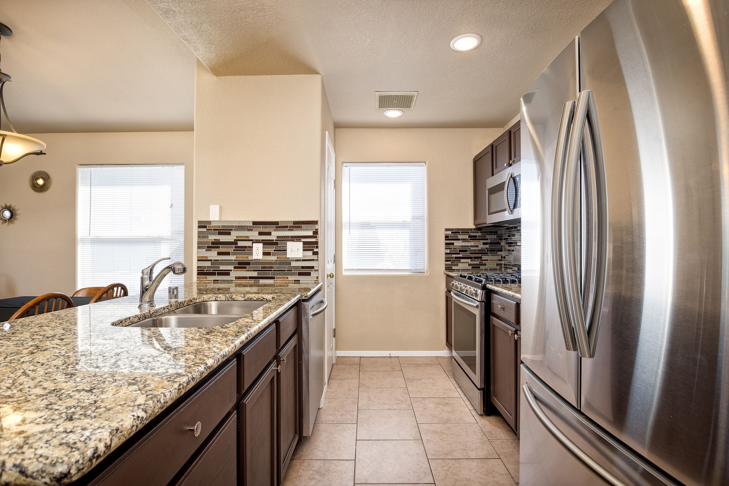 Recently renovated 3 Bedroom Home! Close to Hwy 70, WSMR and NASA, Short term 