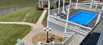 7 Bed Lakefront Villa with a Pool and Pontoon boat available for rent!