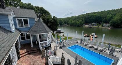 6 Bed Lakefront Villa uima-altaalla!